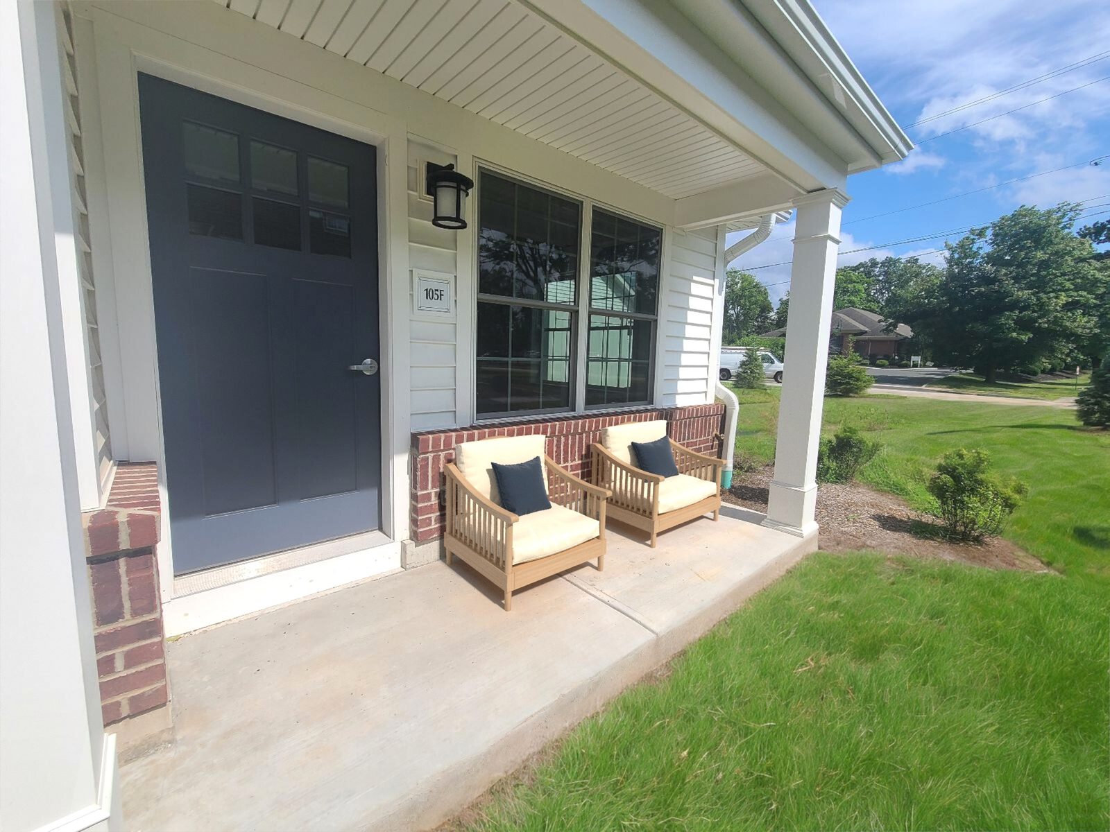Private porch at Townhomes at Colonial Village